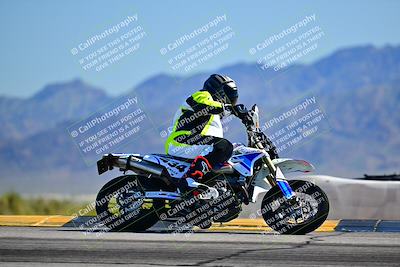 media/Mar-25-2024-Moto Forza (Mon) [[8d4319bd68]]/4-Novice Group/Session 2 (Turn 9 Side)/